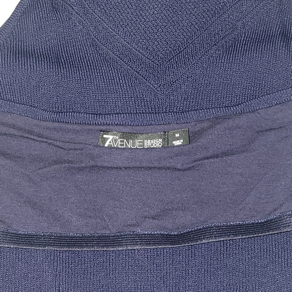 NY&CO Woman's 7th Avenue Design Studio Knit Halter Top Navy Medium - Picture 7 of 12